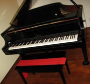 Продаётся рояль Boston GP-163 PE кабинетный,  чёрный.