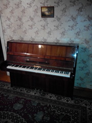 Продаю малогабаритное пианино Беларусь ( 108 см. в высоту),  